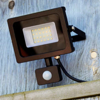 Faithfull SMD LED Power Plus Security Light 240v